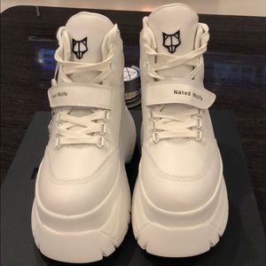 Naked Wolfe size US 8